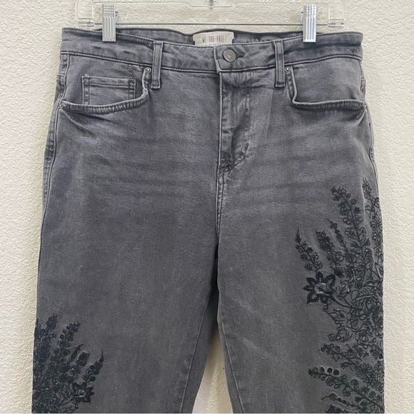 FREE PEOPLE We The Free OB737354 Embroidered Girlfriend Jeans Size 29 - Picture 10 of 16